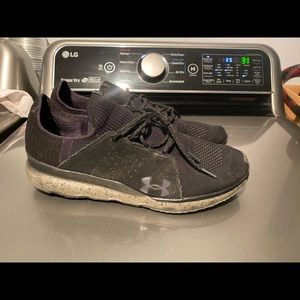 Under Armour Sneakers